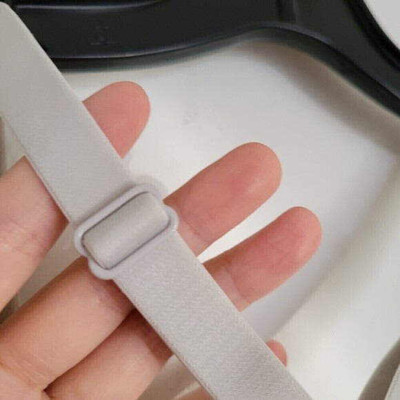 NEW RYKA Microchip Padded Cross Racerback Sports Bra Gray Size Medium - Picture 4 of 12